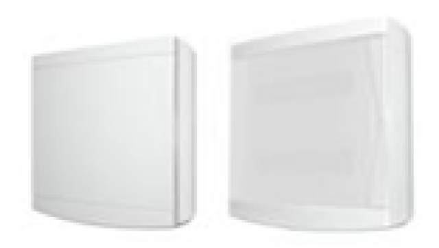 PUERTA TRANSPARENTE SOBRE PARED35